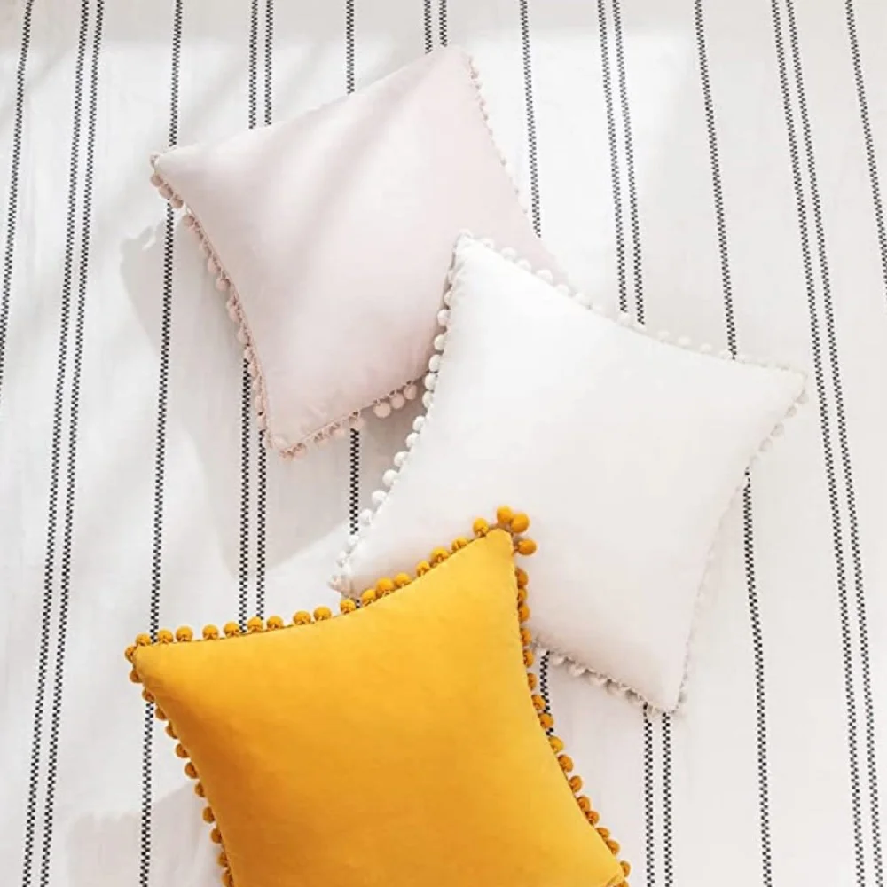 30x50cm 45x45cm 50x50cm Velvet Throw Pillow Covers with Pompom Soft Cushion Cover for Couch Home Decor Living Room Pillowcase 방석