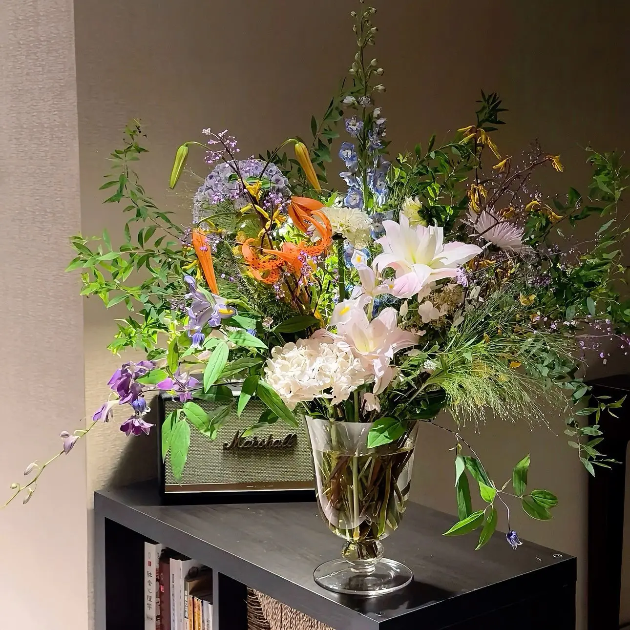 Glass Vase Desktop Ornament Trendy Wedding Centerpiece Modern Transparent for Office Porch Fireplace Housewarming Gift Decor
