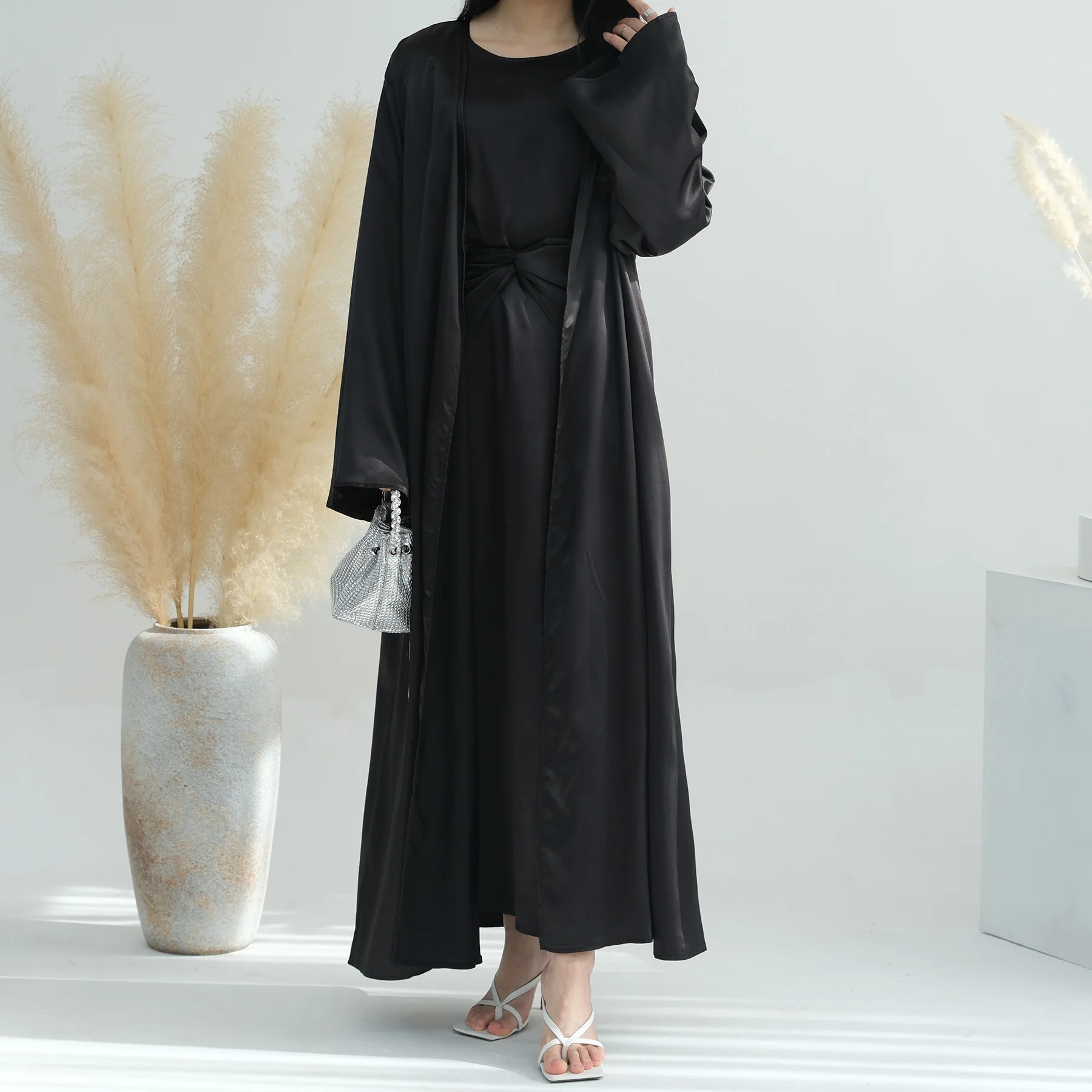 

Dubai Abayas Muslim Satin Matching Set Ramadan Eid Open Abaya Maxi Dress Islam Clothing Kimono Jalabiya Arab Robe Kaftan Kebaya