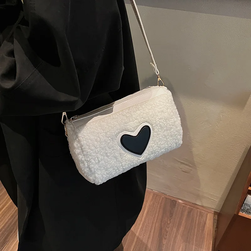 

2025 Winter Minimalist Crossbody Bag Stylish Cylinder Shoulder Purse for Women Niche Design Handheld Tote Trendy Versatile