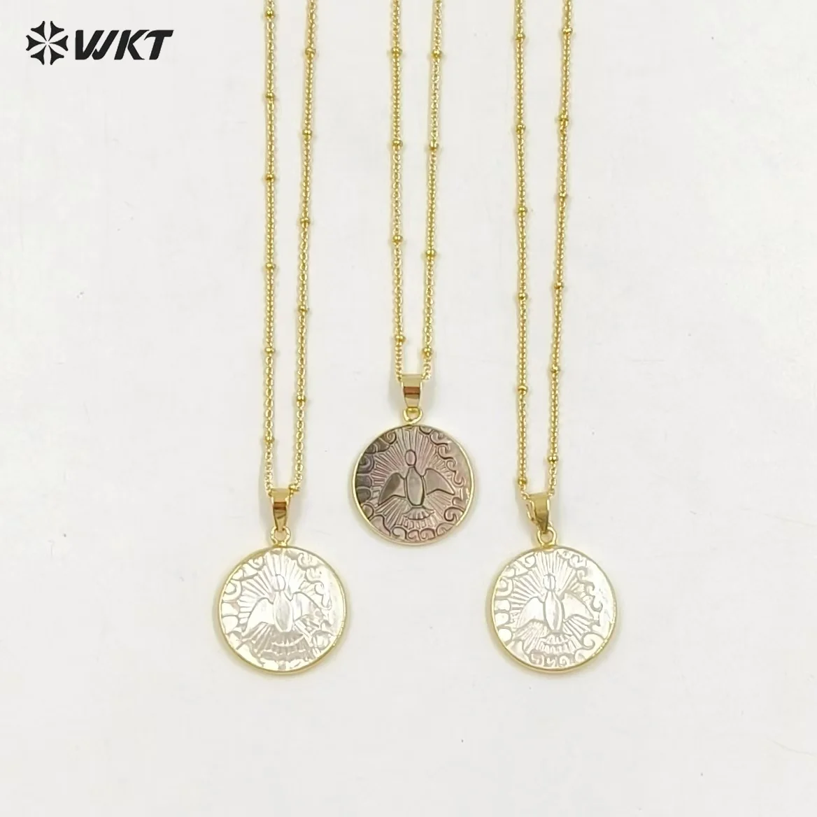 

WT-JN316 New Style Natural Shell Round Shape Necklace With Real Gold Plated For Friends Anniversary Gifts