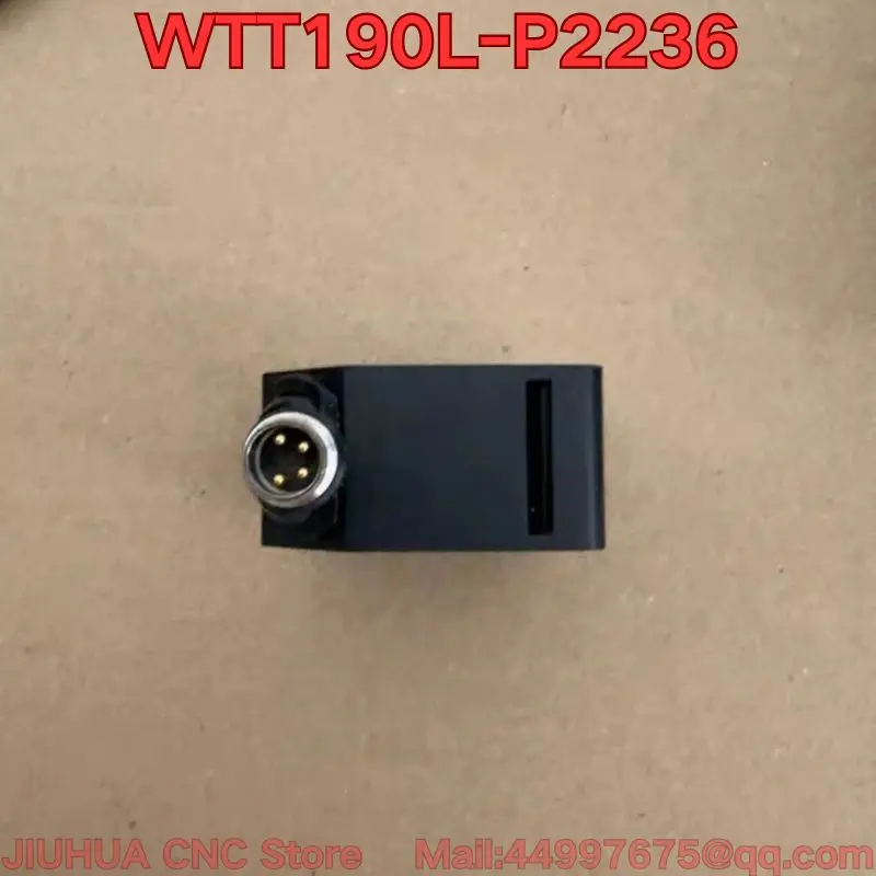Second-hand WTT190L-P2236 photoelectric sensor function test is normal