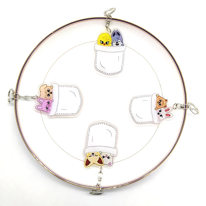 4 قطعة/المجموعة KPOP الاكريليك سلاسل المفاتيح اكسسوارات لطيف حقيبة قلادة للهدايا المشجعين