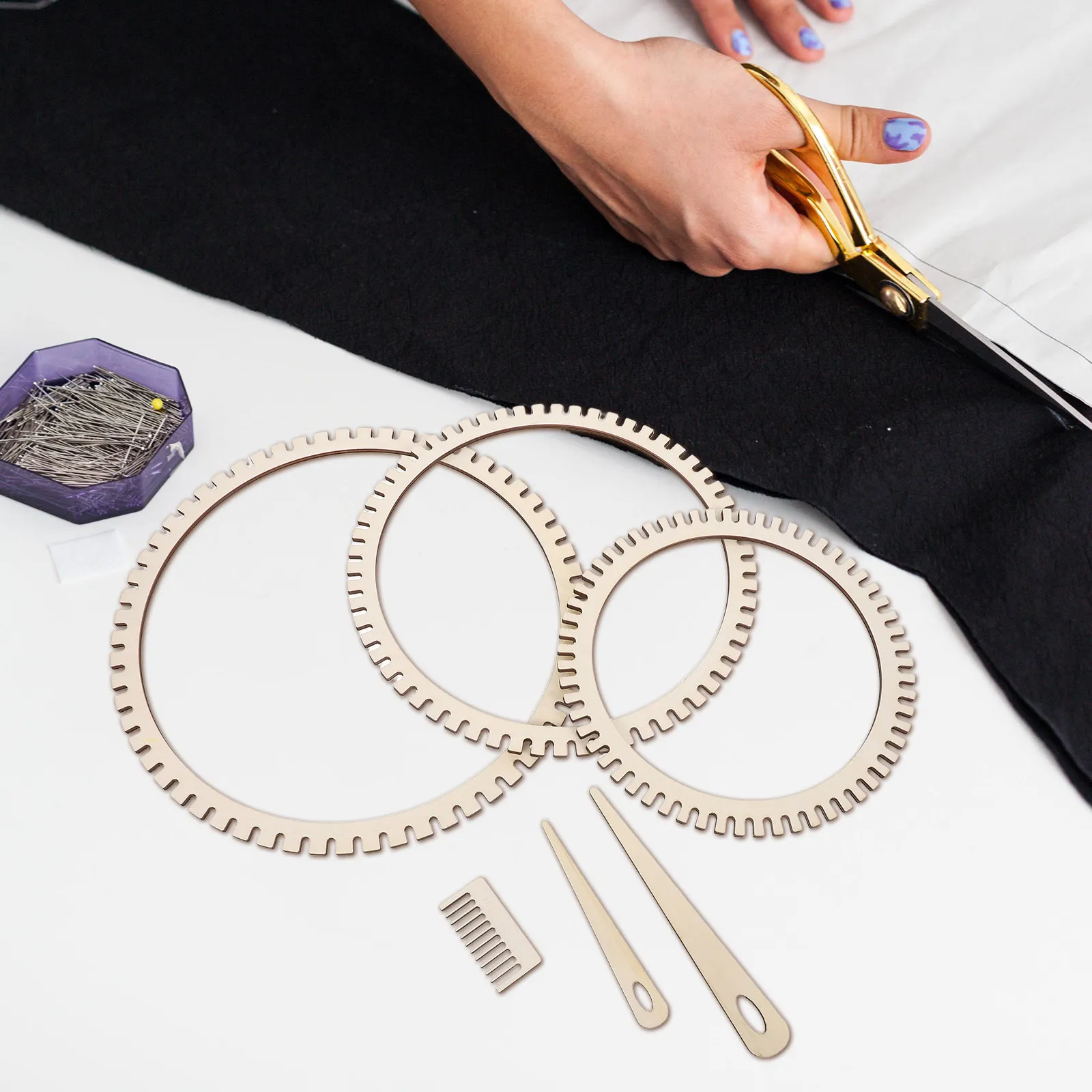 Set di 6 Pezzi per Tessitura in Legno, Kit per Principianti, Strumenti Circolari per Lavoro a Maglia, Pettine per Uncinetto, Telaio per Lavoro a Maglia Fai-da-Te per Bambini