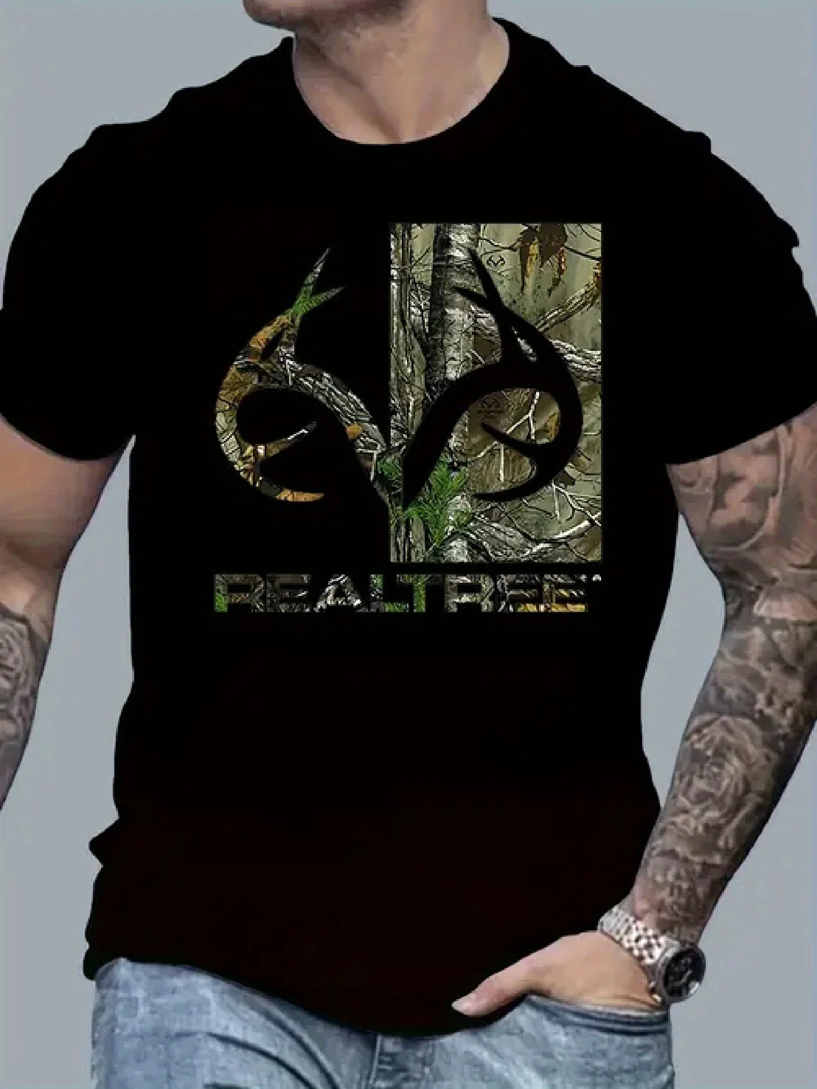 

Men's Realtree Camouflage Hunting T-Shirt 100% Cotton Short-Sleeved with Forest Leaves and Antlers Pattern