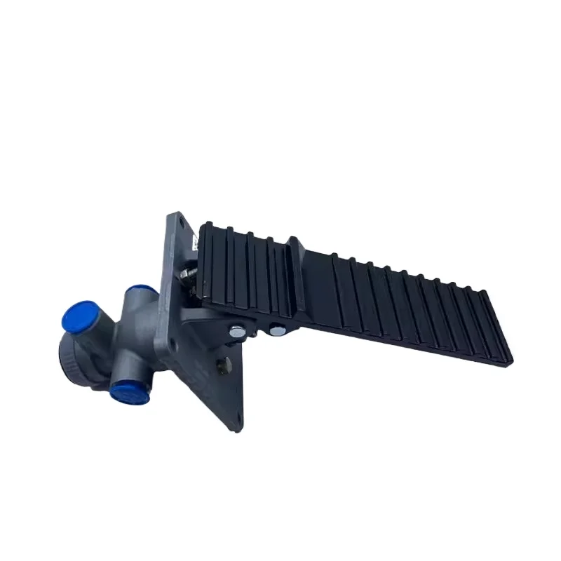 

Тормозной клапан и главный тормозной цилиндр для погрузчика-вилочника