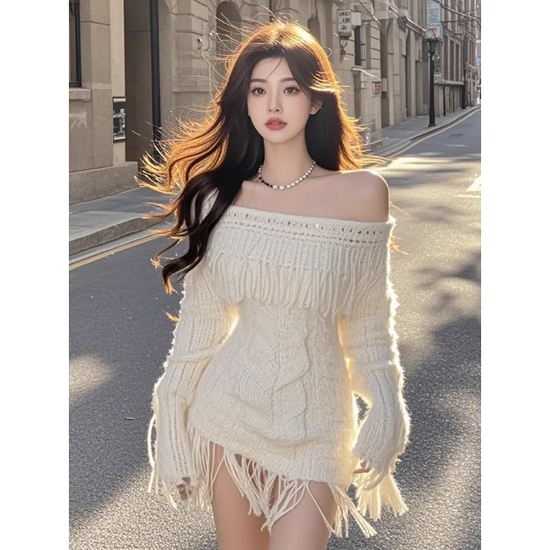 

Plus-size Women's High-end Off-the-shoulder Knitted Dress Winter 2025 Plus-size Unique and Stunning Tassel Short Dress