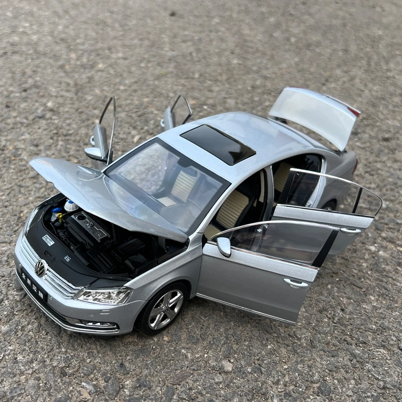 1:18 origineel schaalmodel, Volkswagen VW Magotan 2011 B7L, Europa Passat B7, gegoten model voor verzameling en display