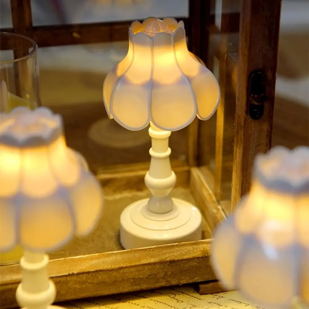 Geometric Design Flower Bud LED Table Lamps Dollhouse Miniature Simple Mini Desk Lamp Vintage Lotus Bedside Lamp Desk