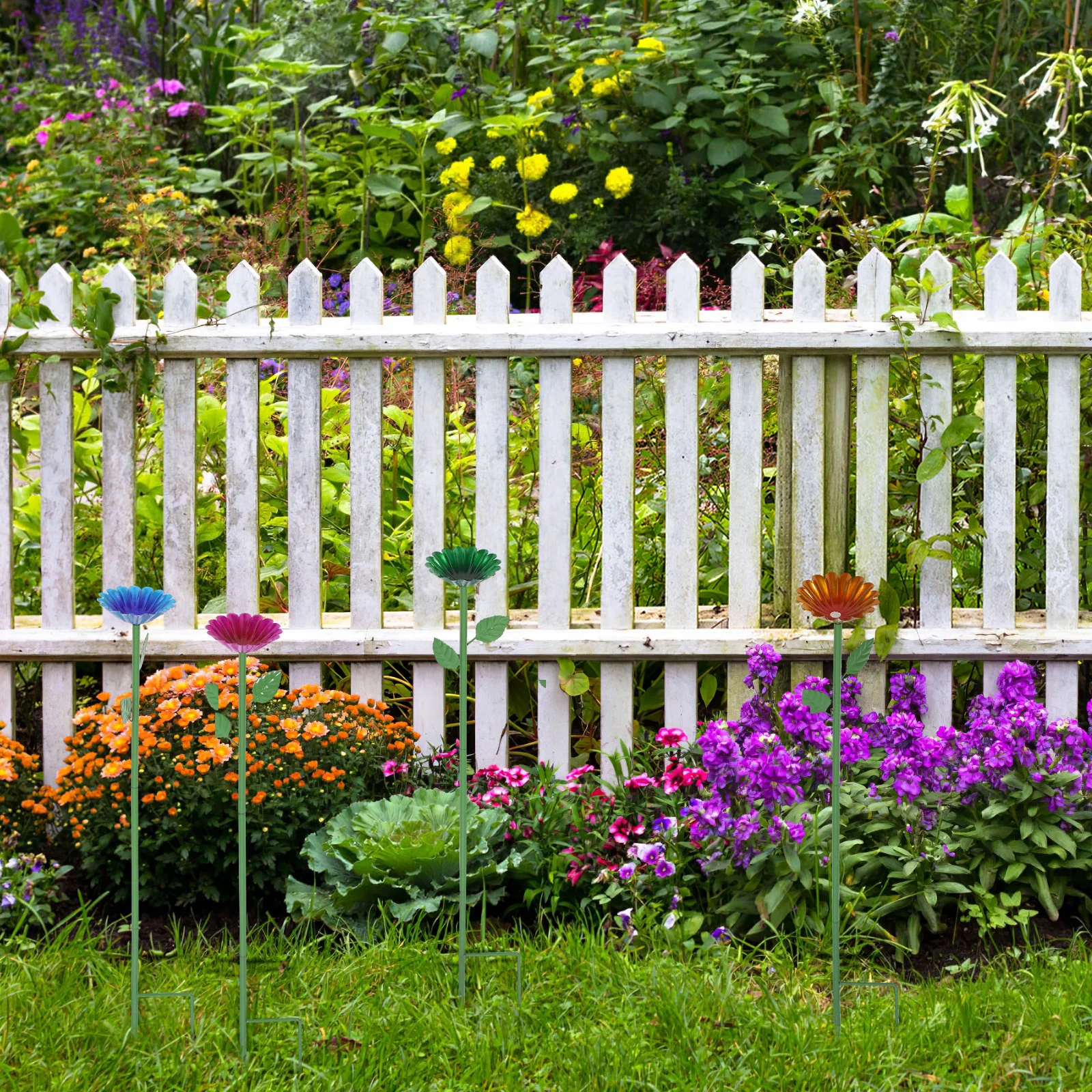 

4Pcs Bee Hummingbird Feeder Outdoor Flower Shape Watering Station Metal Bird Water Cup Garden Patio Decor Bee Water Feeder Cup
