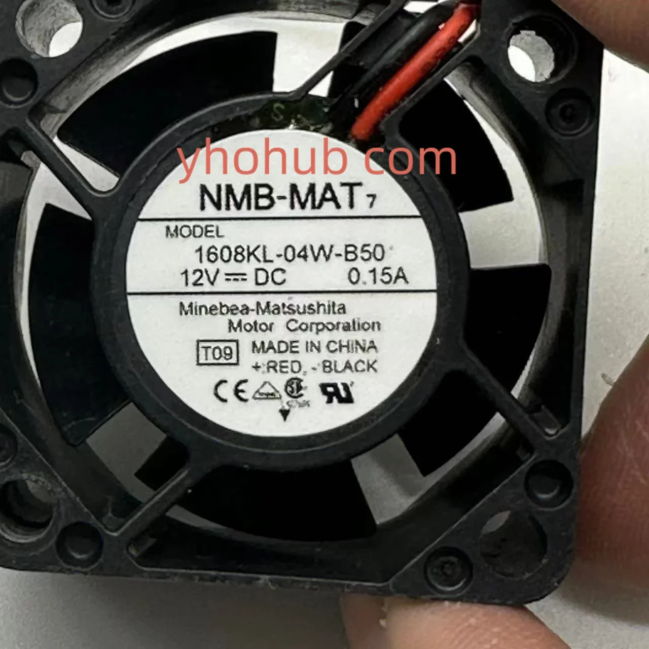 NMB-MAT 1608KL-04W-B50 DC 12 В 0,15 А 40x40x20 мм 2-проводной охлаждающий вентилятор для сервера