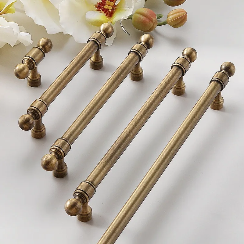 Solid Antique Brushed Brass Handles Luxury Kitchen Cabinet Pull Wardrobe Dresser Drawer Knob Furniture Hardware