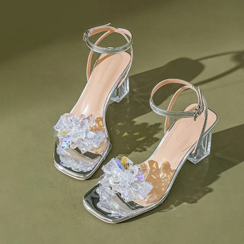 Sandálias de cristal floral para mulheres, sandálias de salto Peep Toe, sapatos de fivela, nova moda, venda quente, 2024