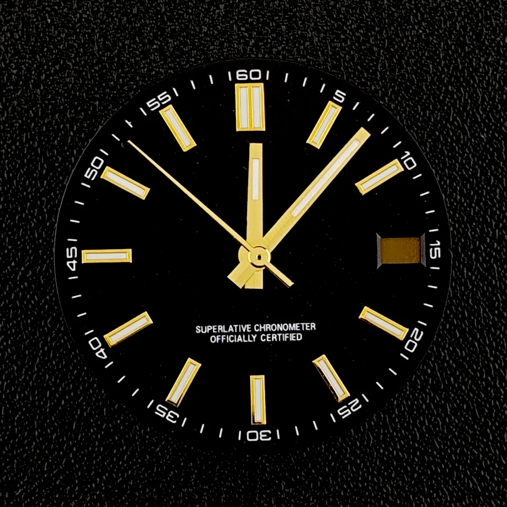 หน้าปัดนาฬิกาขนาด 28.5 มม. พร้อมโลโก้แบบกำหนดเอง หน้าปัด NH35 สีน้ำเงินเรืองแสง เหมาะสำหรับอุปกรณ์เสริมนาฬิกาเครื่อง NH35