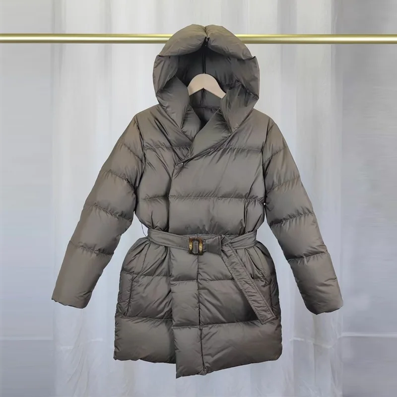 New Winter Women Warm Puffer Jacket Female Hooded Down Coat Snow Cotton Padded Coat Female With Belt Slim Waterproof Outwear