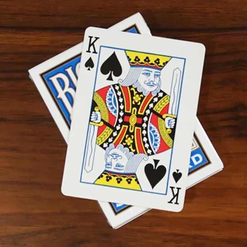 Truco de magia Card Into Box: truco de ilusión visual de primer plano con tutorial para magos y principiantes