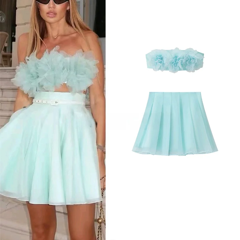 

Summer New Arrival Women's Beach Vaion Sle Embroidered Flower Decorated Tube Top + Casual Skirt Ensemble