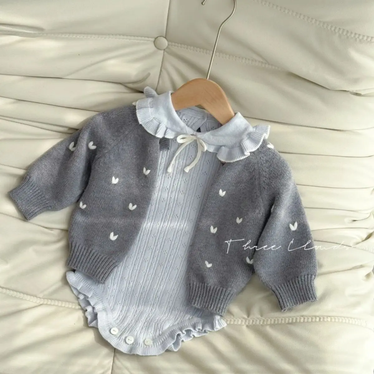 Girl Baby Spring and Autumn Set New Baby Lotus Leaf Collar Knitted Dot Cute Princess Rompers Sweater Coat Two Piece Set