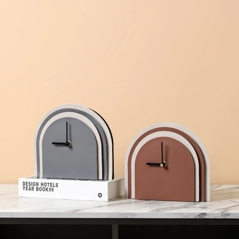 1pcs Geometric Arch Multi-layer Leather Table Clock Clock Ornament Light Luxury and Quiet Style Home Decor Model Room Decoration