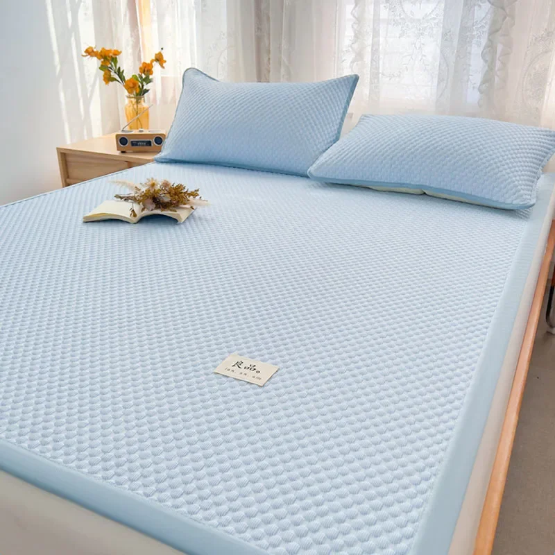 Soft Ice Bean Cooling Summer Sleeping Mat Solid Skin-Friendly Bed Cushion for Single Size Machine Washable Breathable Bedsheets