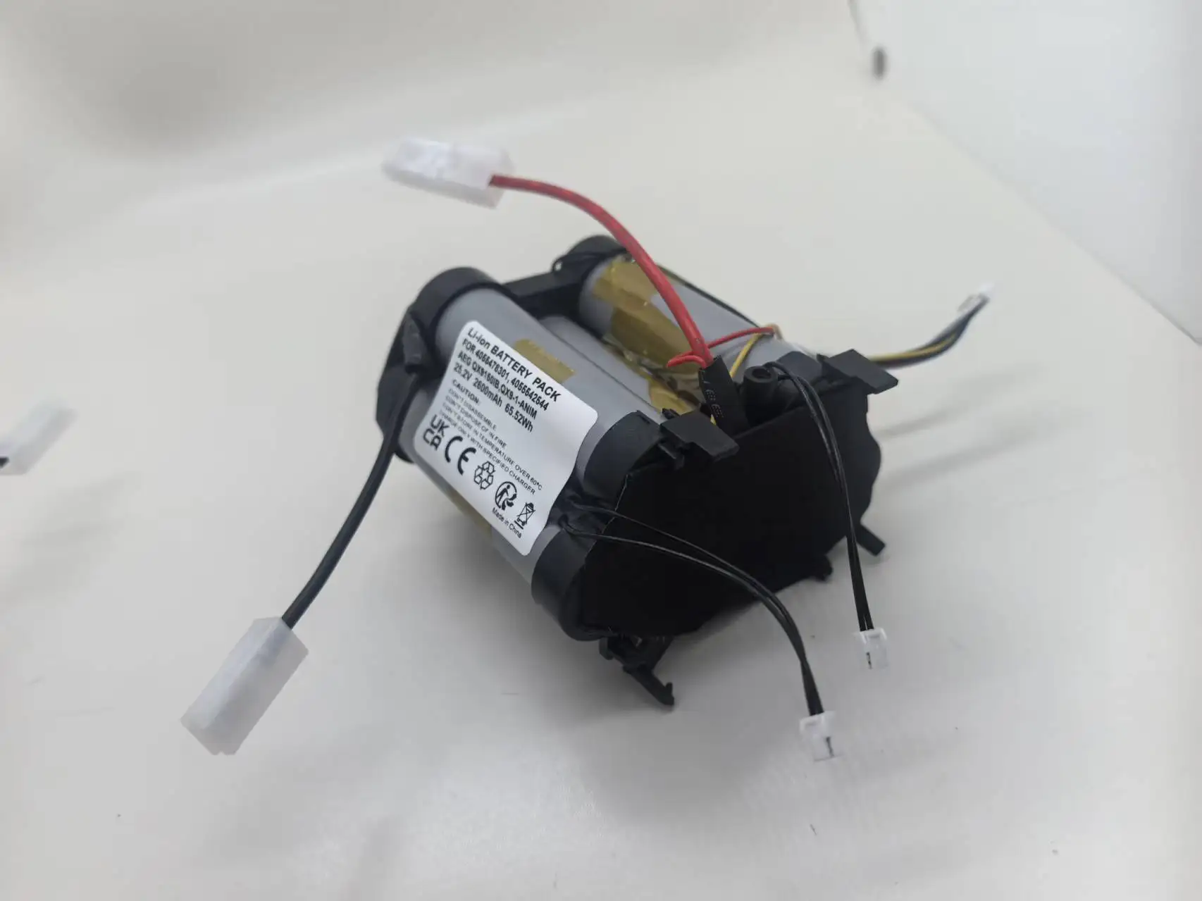 Replacement Battery for AEG QX 9 1 UO, QX91 Anim, QX9-1-40  Part Number: 40 55 54-2544, 4055478301, 4055542544 2600mAh/25.2V