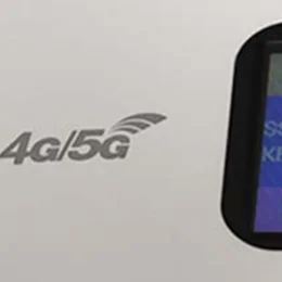 4G LTE Portable Router 150Mbps Wireless Router with Sim Card Slot Portable Network Hotspot Device 2100mAh Colorful LED Display