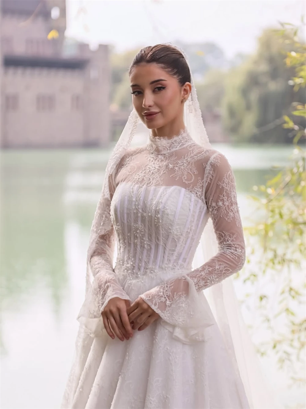 

Customized Soft White Lace Bridal Gowns Charming O-Neck Long Sleeves Wedding Dress Dreamy A-Line Court Train Vestido De Novia