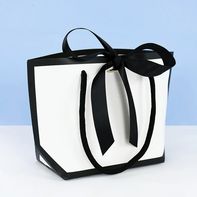 1/3pcs Ribbon Bow White Pardboard Paper Tote Gift Bags with Handles Wedding Favors Gift Bags for Guests Birthday Party Supplies