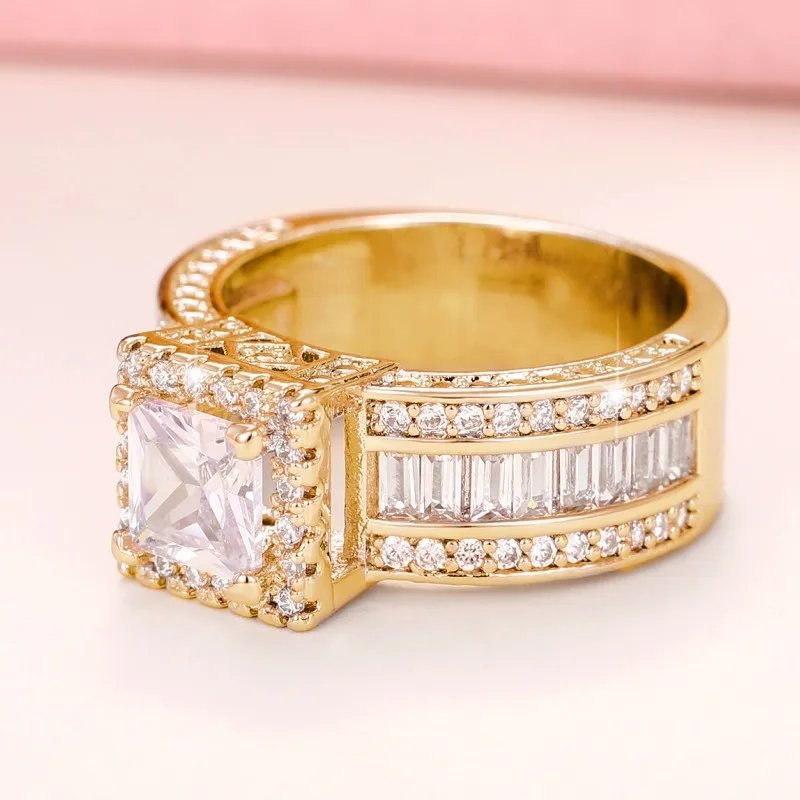 Huitan Classic Design Women Rings for Engagement Wedding Luxury Princess Square Cubic Zirconia Sparkling Bridal Rings Jewelry