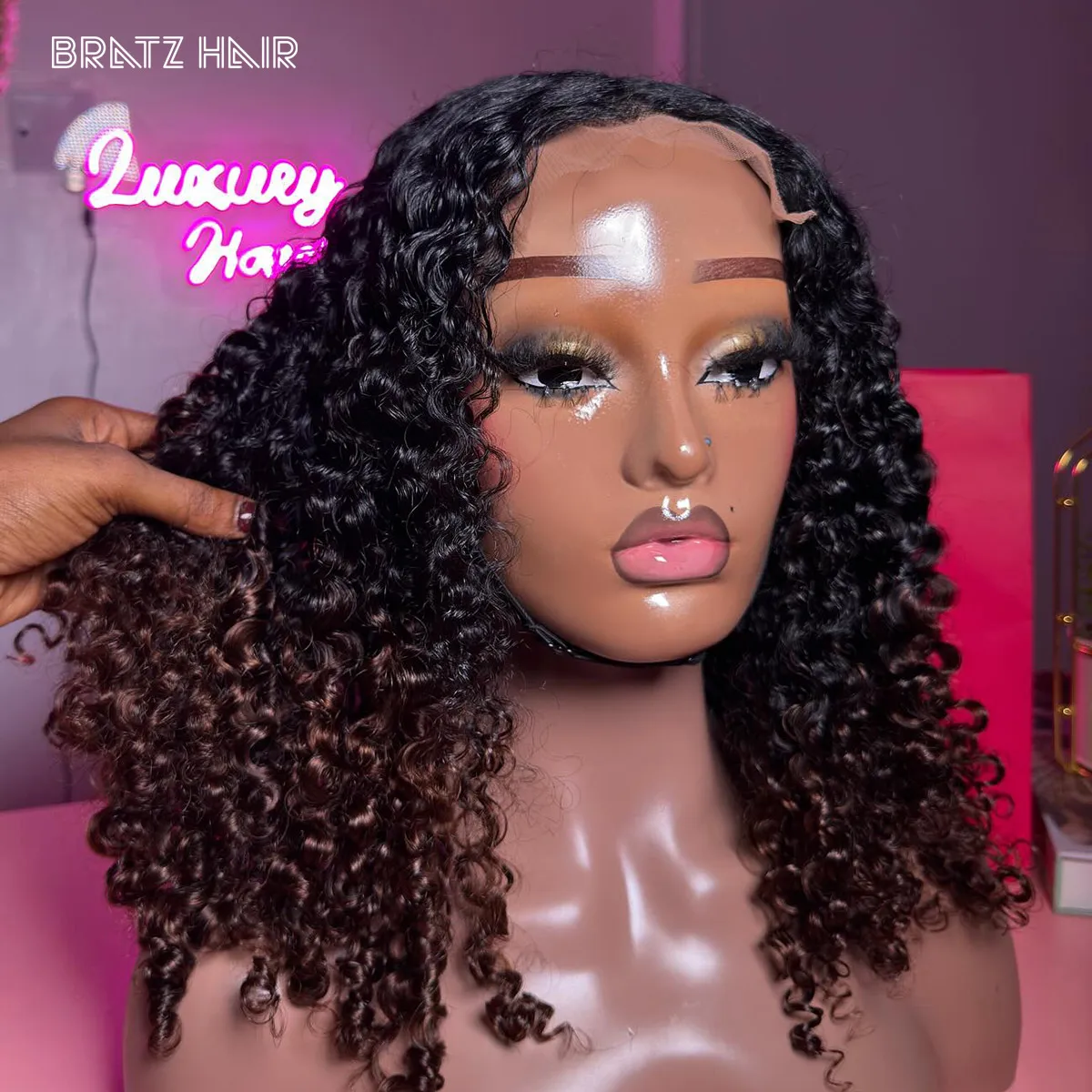 

5by5 Closure 16” Super Double Drawn Pixie Curls Ombré Color Парик Человеческие волосы 4by4 Closure Вьющийся парик Предварительно выщипанные 13x4 Фронтальные парики