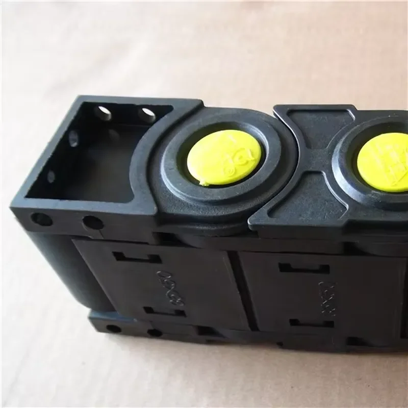 Strengthened Crossbar Plastic Cable Drag Energy Chain
