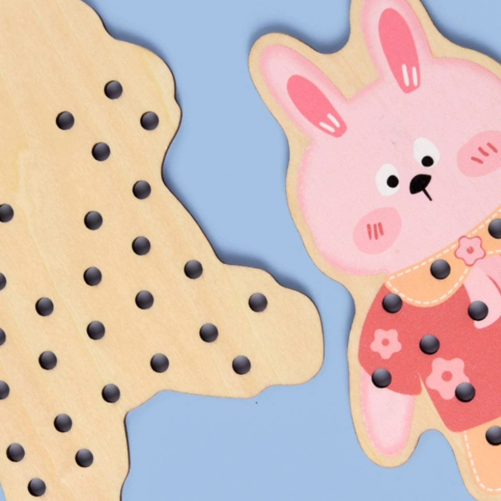 Animal Threading Board Punched Holes Wooden Lacing Board Learning Toy Hand-Eye Coordination Educational