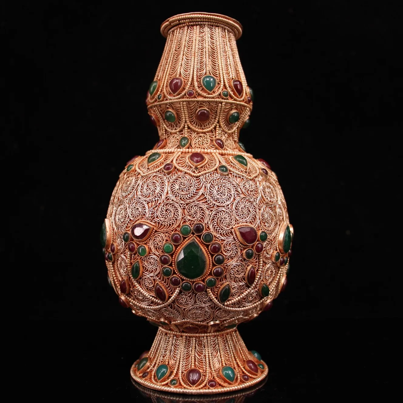 Tibetan Temple Collection Old Tibetan Silver Gilded Filigree Mosaic Gem Patterned Bottle Vase Worship Hall Town house Exorcism