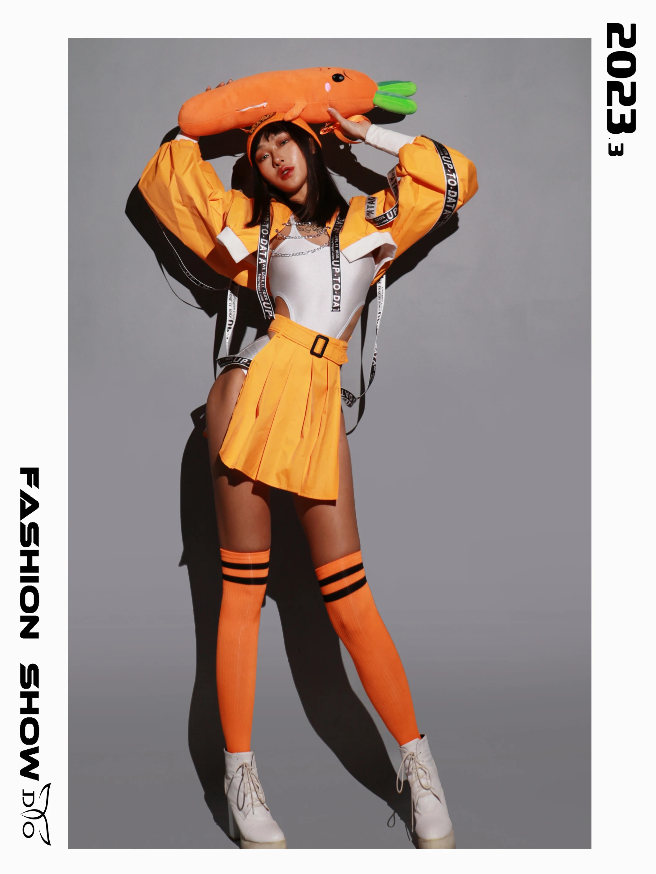 Dj Ds Clubwear pomarańczowy Kpop strój do tańca jazzowego klub nocny Gogo kostium taneczny odzież festiwalowa seksowne body z wycięciem