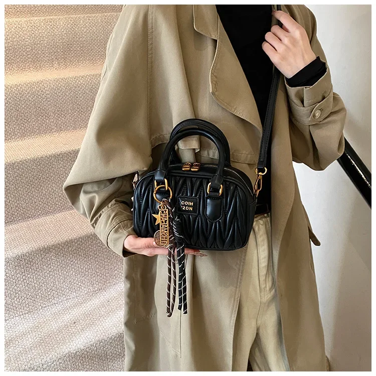 Женская сумка для боулинга 2025 года — модная мятая сумка через плечо и через плечо, модная сумка