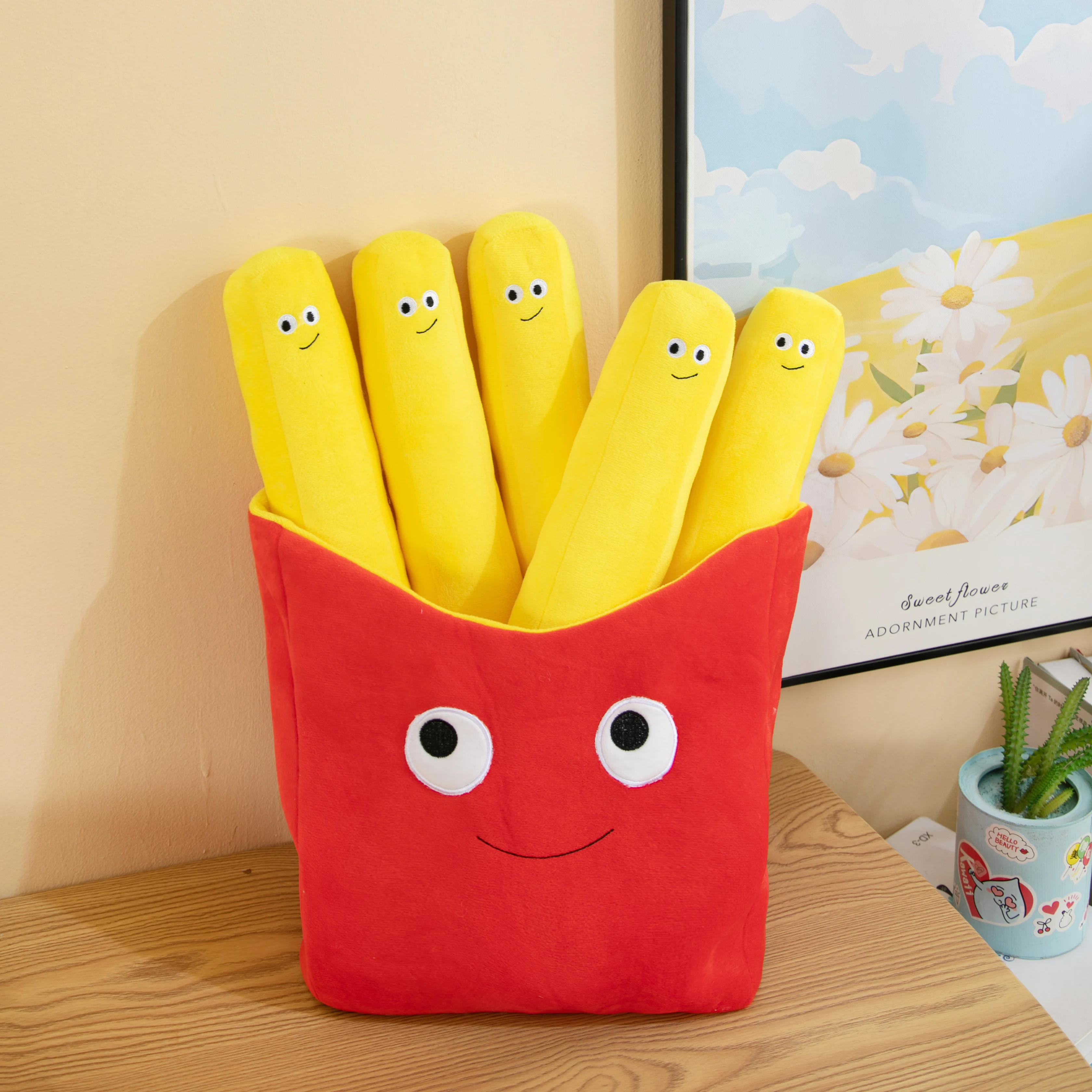 French fry plush pillow ，Creative Cute French Fries Ornament Couple Style Plush Toy Doll Small Doll For Girls Boys Birthday Gift