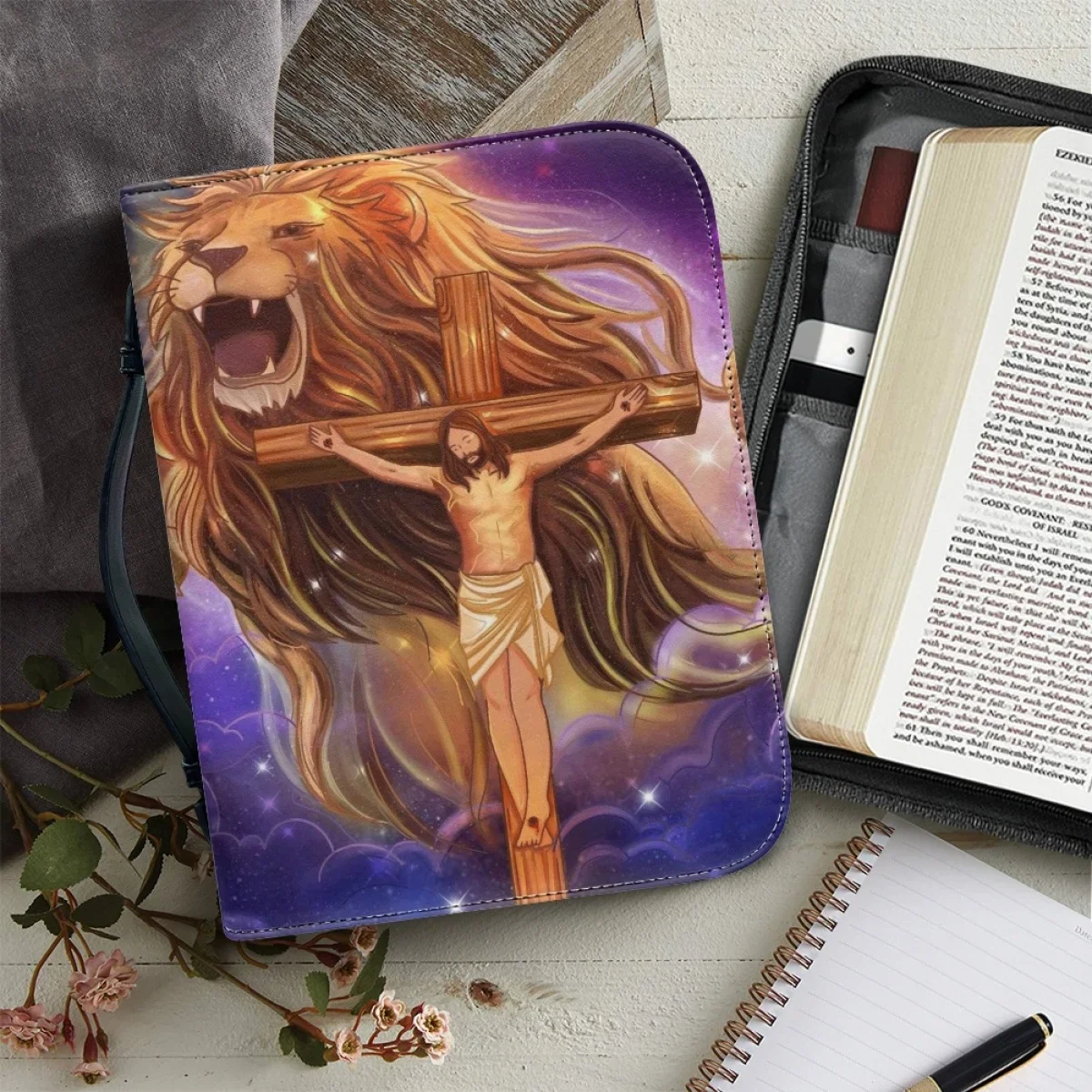 

Lion Bible Praise Verse Print Bible Cover Case Women's Leather Handbags Zippered Handle Bible Bag Practical Storage Bags