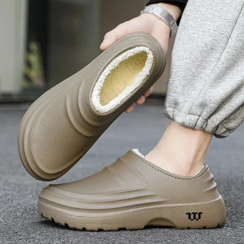 2024 New Fashion Cotton Slippers Men Winter Warm Home Cotton Shoes Waterproof Garden Shoes Indoor Slip on Concise Shoes