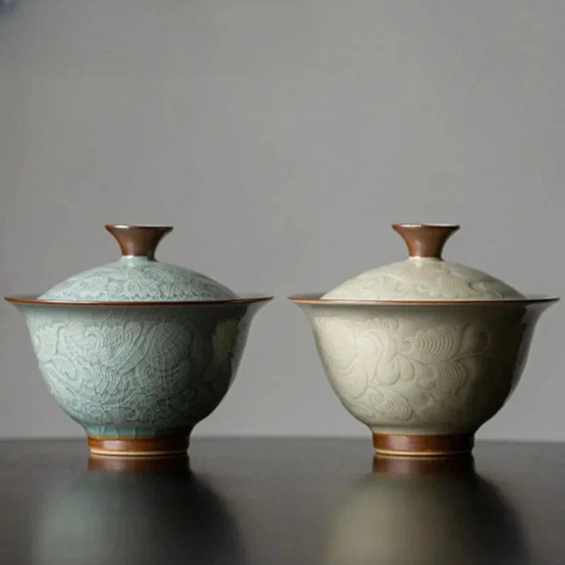 

130ml Retro Honey Glaze Ceramic Tea Tureen Embossed Peony Art Tea Maker Boutique Gaiwan Household Kung Fu Tea Tools Accessories