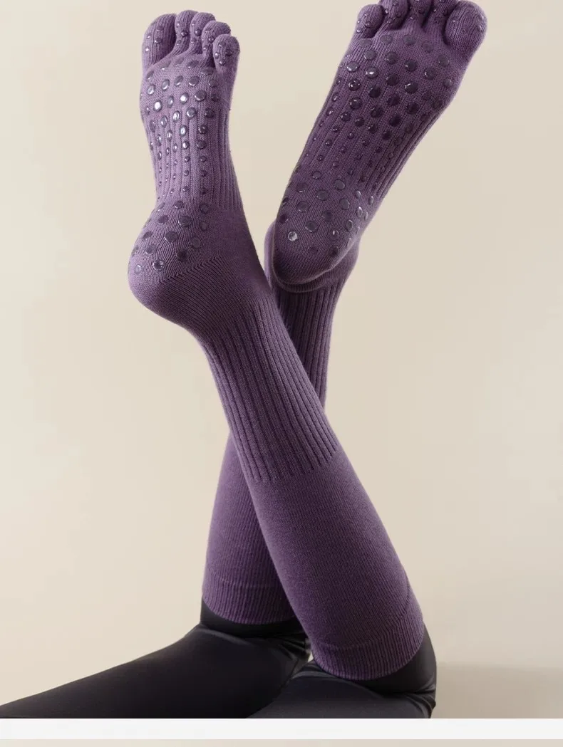 Women Five‑Toe Calf‑Length Yoga Socks Autumn Winter Silicone Non‑Slip Gripper Bottom for Pilates Fitness Sports Split Toe Socks