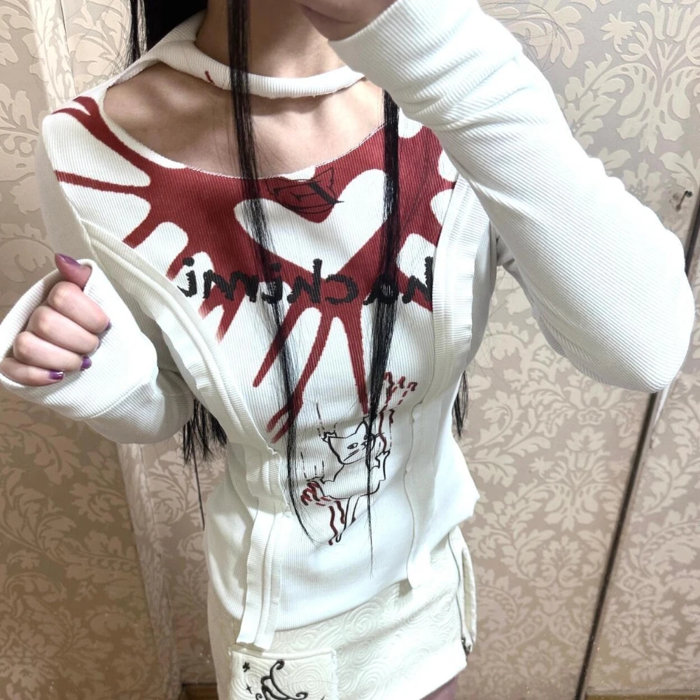 Y2k خمر تي شيرتات طويلة الأكمام متماسكة عادية الحلو المرأة الجوف خارج المرقعة ثقافة فرعية الرجعية الكرتون طباعة 2025 الخريف #5