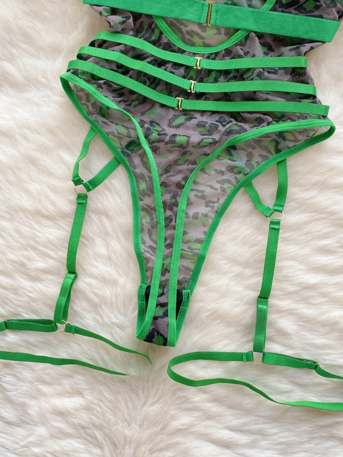 

Sexy Hollow out Me Bodysuit Women's Ins Cutout oulder Clip High Waist Partitioning Office WearSummer Collection Online Ex...