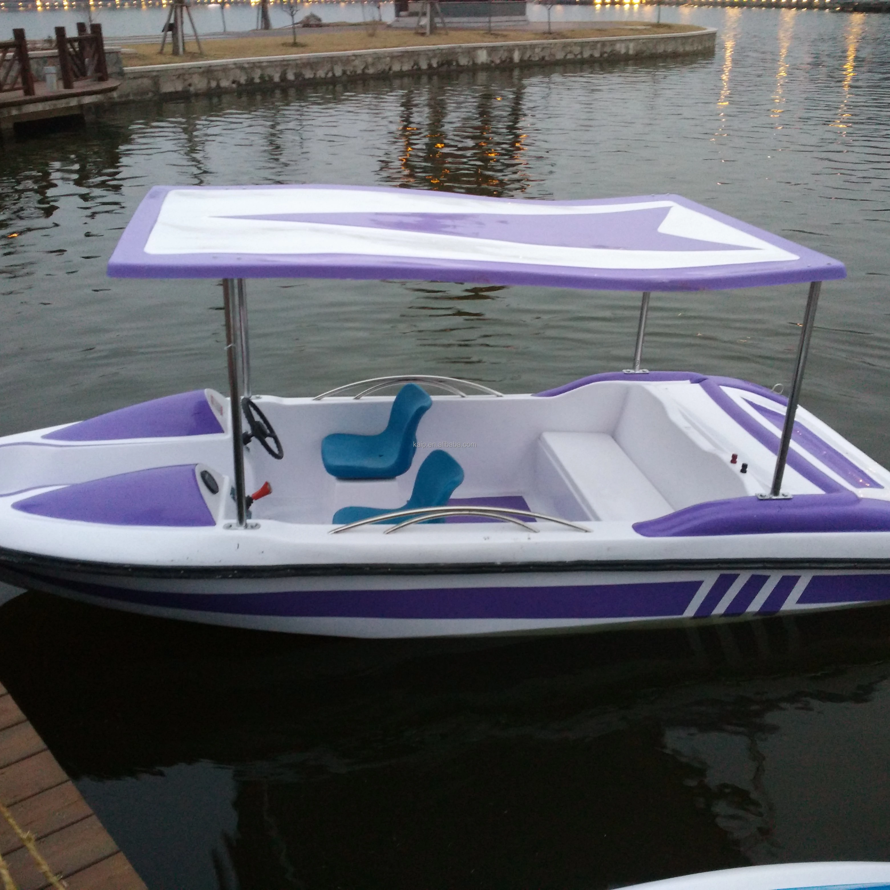 

Оборудование для водных развлечений, водяной велосипедный двигатель, 4-местная электрическая лодка из стекловолокна, педаль, лодка для продажи