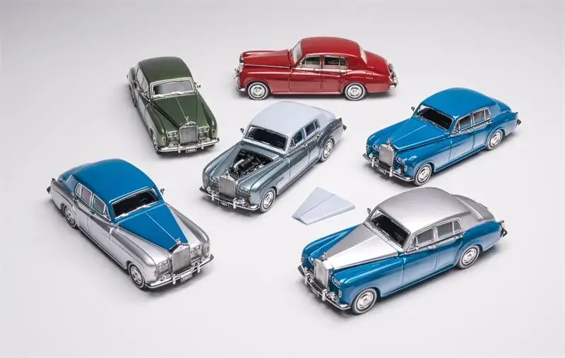 

GFCC 1:64 1965 Rolls Silver Cloud Green Blue Red Diecast Model Car