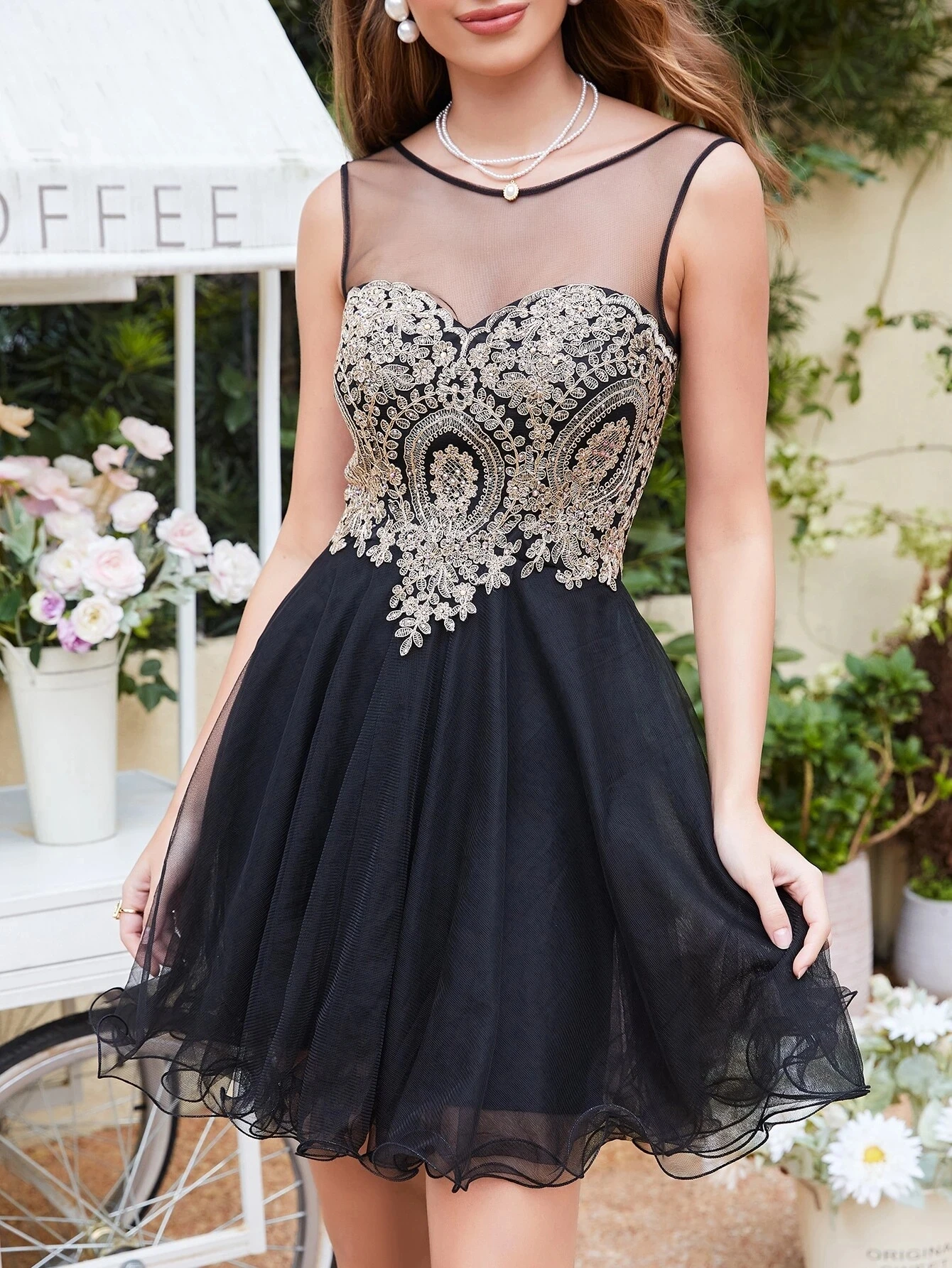 فستان كوكتيل عيد الميلاد أزرق بدون أكمام دانتيل ذهبي ترتر مطرز تول منتفخ فستان حفلة قصير ثوب مسائي عطلة رسمية