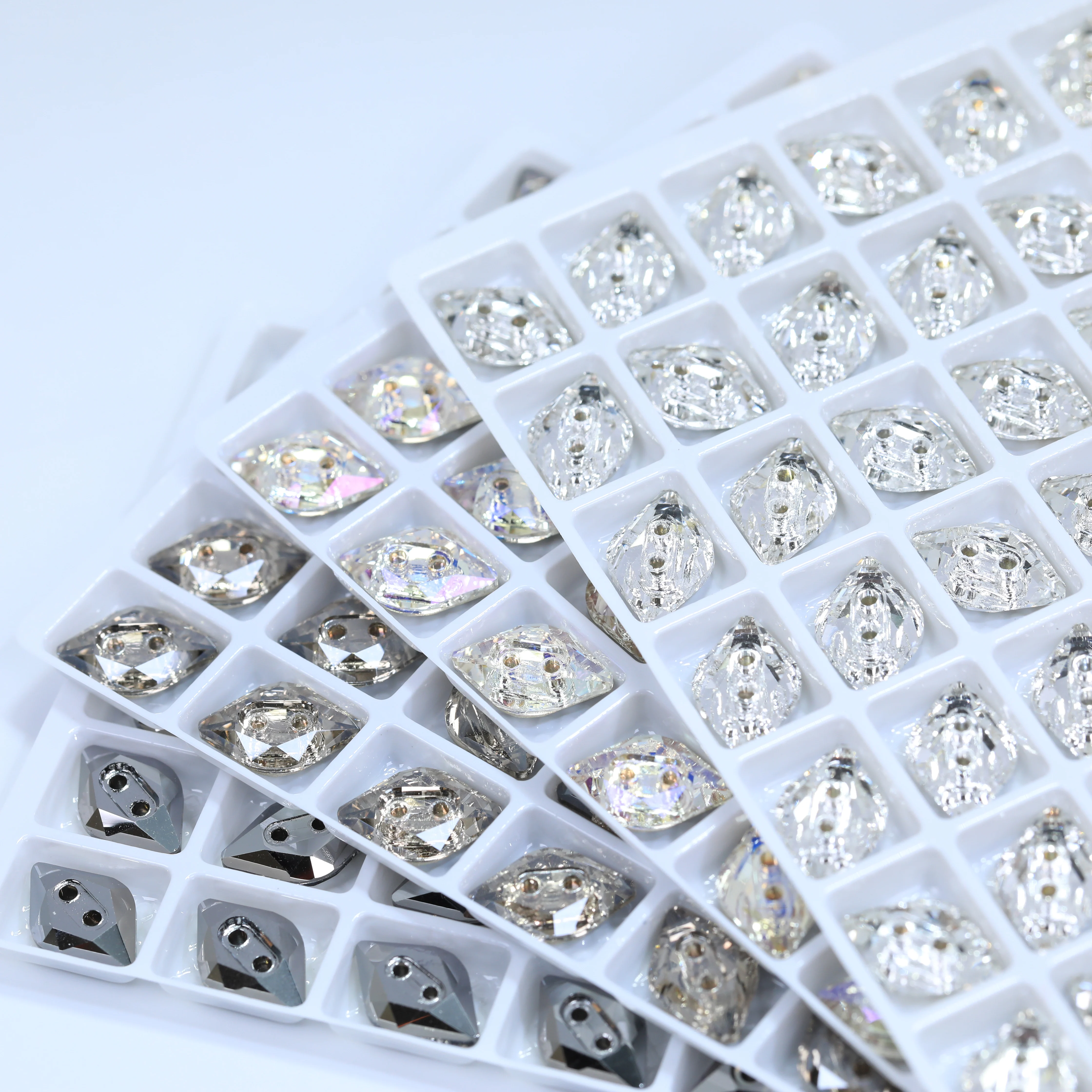 Hochwertige Glaskristall-Zitronenknöpfe, Steindesign, flache Rückseite, aufnähbare Strasssteine, Rosaline, DIY-Bekleidungszubehör für Kleider und Schuhe – Detail 2