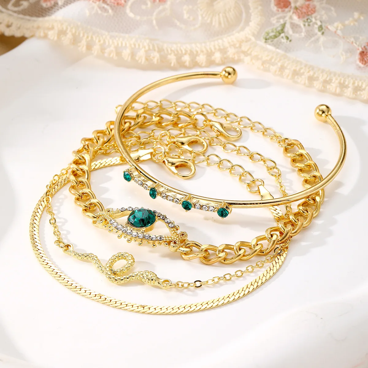4Pcs Vintage Round Green Zircon Personality Snake Simple Metal Bracelet Set for Women Statement Open Cuff Bangles Party Jewelry