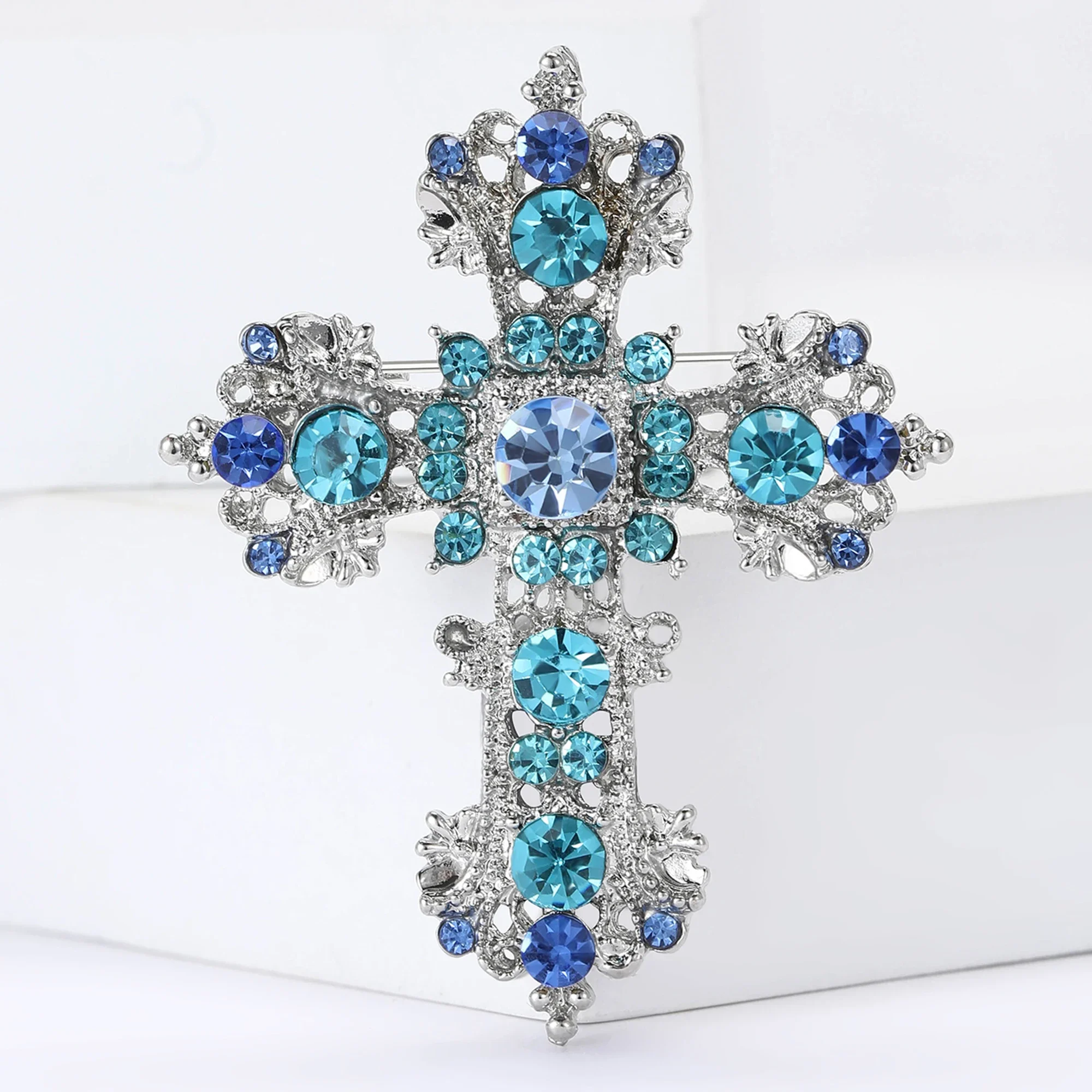 Luxury Rhinestone Cross Brooches for Women Unisex Court Style Pins 2-color Available Banquet Party Jewelry Accessories Gifts