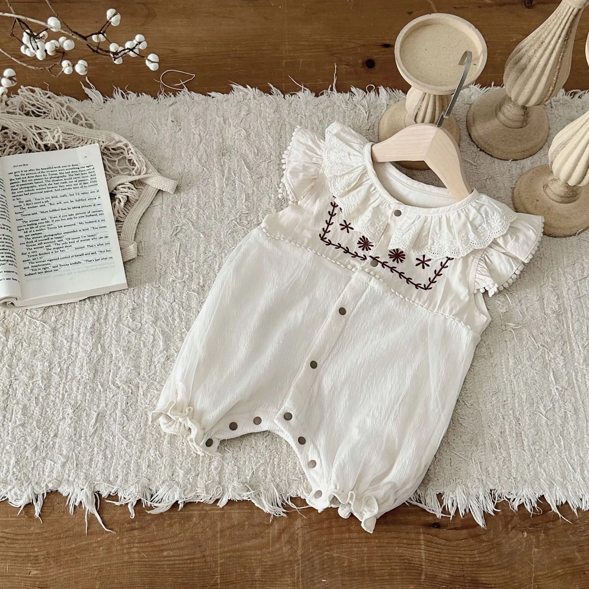 2024 Summer New Baby Flying Sleeve Romper Cotton Infant Girl Lace Collar Embroidery Jumpsuit Newborn Toddler Clothes 0-24M