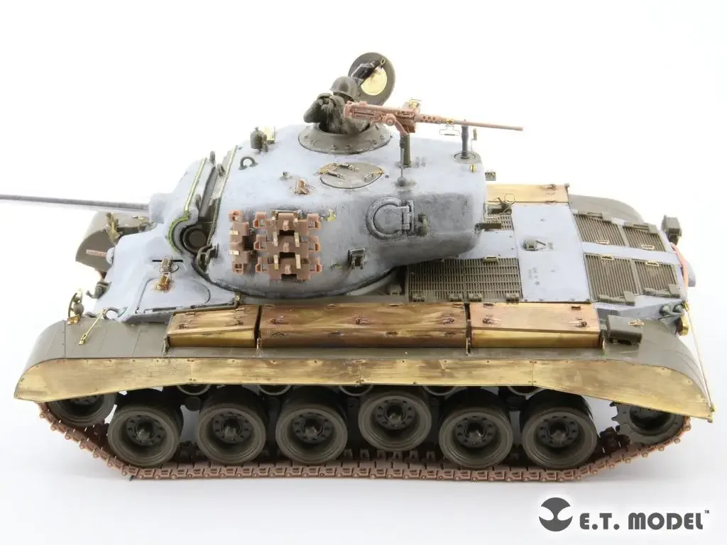 ET Model E35-032 US M26 PERSHING Medium Tank Stowage Bins